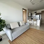 Apartamento Familiar Con Laguna Cristalina