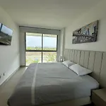 Apartamento Familiar Con Laguna Cristalina