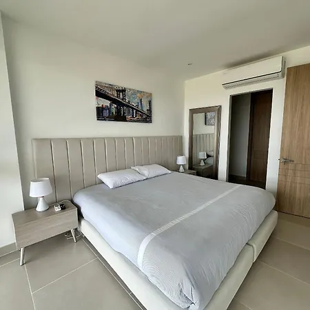 Apartamento Familiar Con Laguna Cristalina