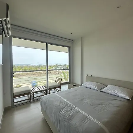 Apartamento Familiar Con Laguna Cristalina Cartagena